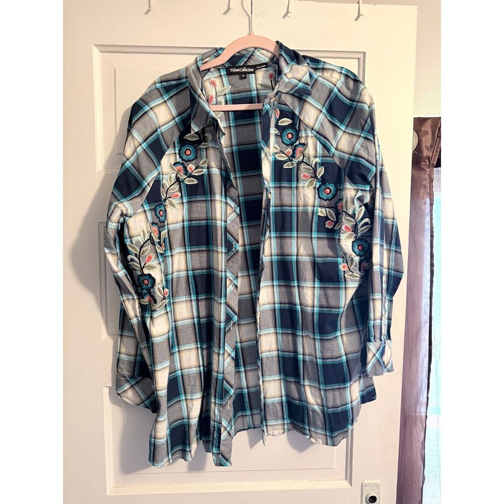 Beautiful button up Shirt